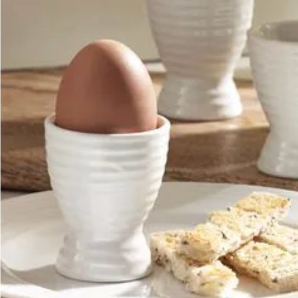 2 vintage Wedgwood egg cups serving porcelain - Picture 7 of 8